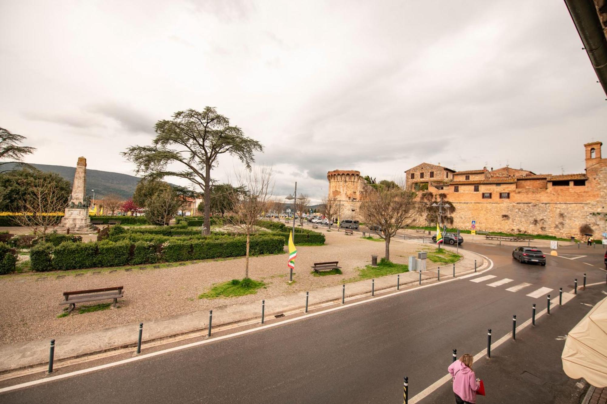 Bellavista Free Parking City Center San Gimignano Luaran gambar